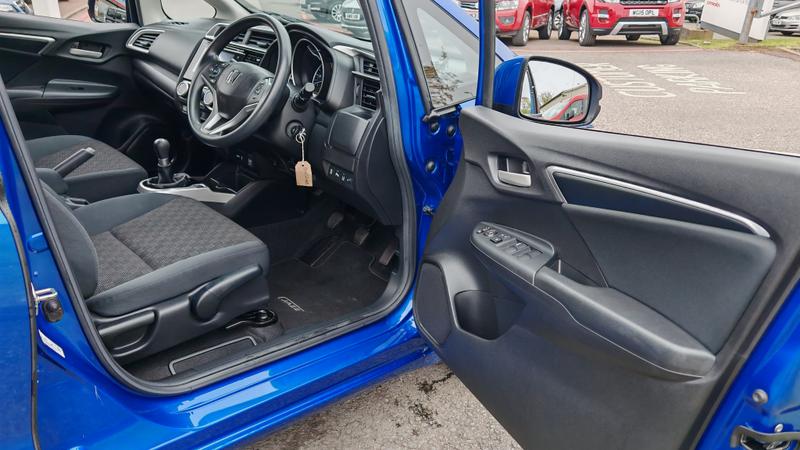 Used Honda Jazz 2017 for sale - 78206183: Photo 12