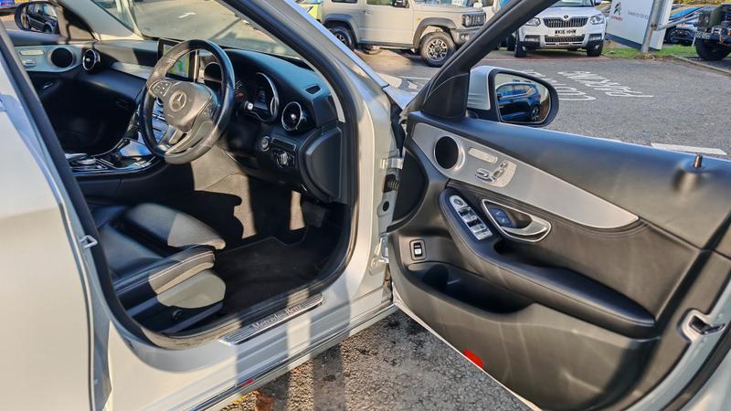 Used Mercedes-Benz C Class 2015 for sale - 76580807: Photo 12