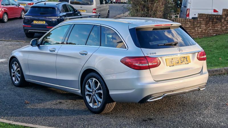 Used Mercedes-Benz C Class 2015 for sale - 76580807: Photo 5