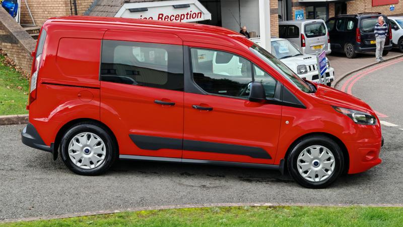 Used Ford Transit Connect 2017 for sale - 77798003: Photo 2