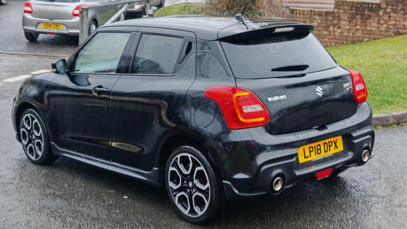 Used Suzuki Swift 2018 for sale - 77691628: Photo 3