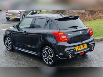 Used Suzuki Swift 2018 for sale - 77691628: Photo