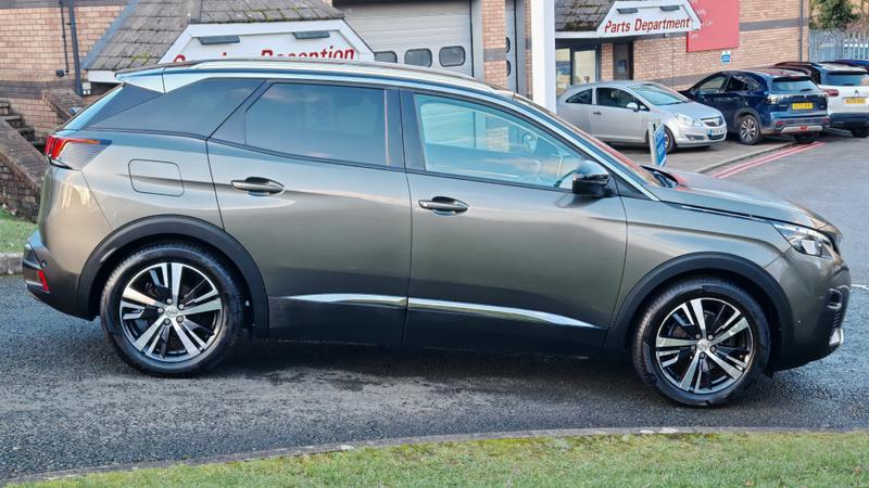 Used Peugeot 3008 2017 for sale - 77225722: Photo 2