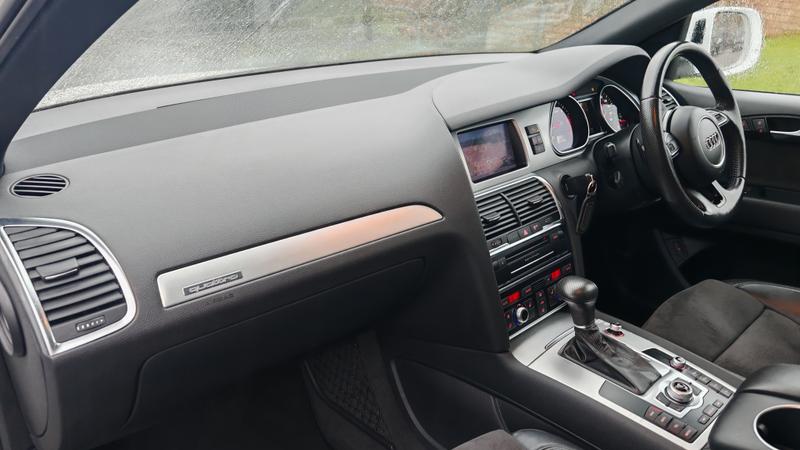 Used Audi Q7 2011 for sale - 76508150: Photo 9