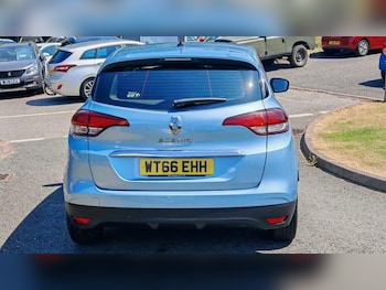 Used Renault Scenic 2017 for sale - 79203188: Photo
