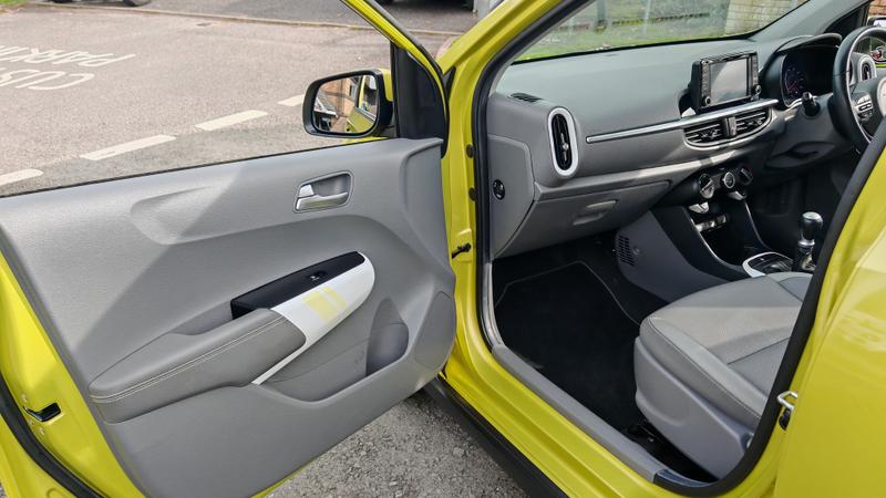Used Kia Picanto 2020 for sale - 76104703: Photo 23