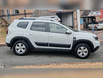 Used Dacia Duster 2019 for sale - 79367235: Photo