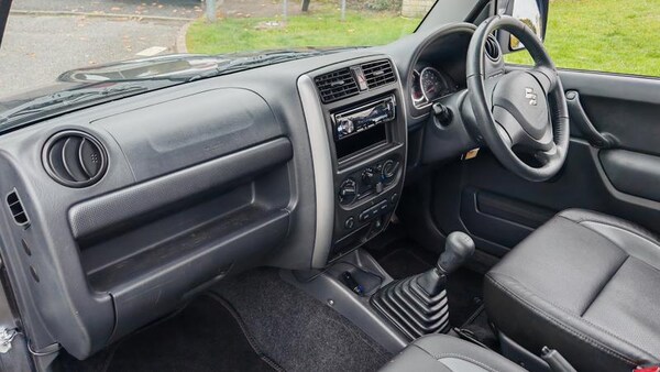 Used Suzuki Jimny 2017 for sale - 76302825: Photo 11