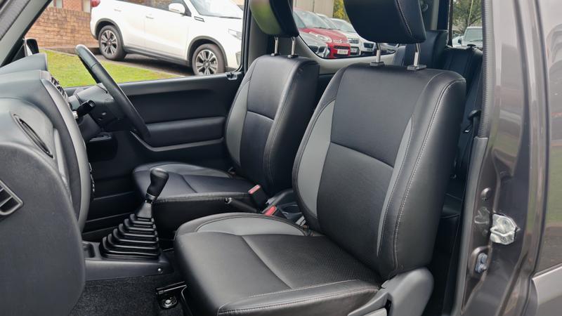 Used Suzuki Jimny 2017 for sale - 76302825: Photo 15