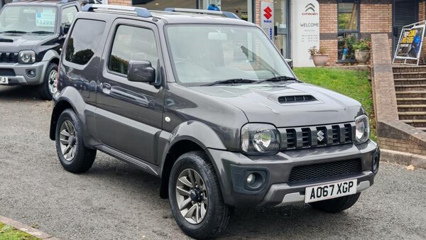 Used Suzuki Jimny 2017 for sale - 76302825: Photo 1