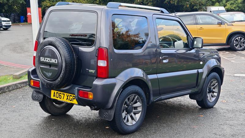 Used Suzuki Jimny 2017 for sale - 76302825: Photo 3