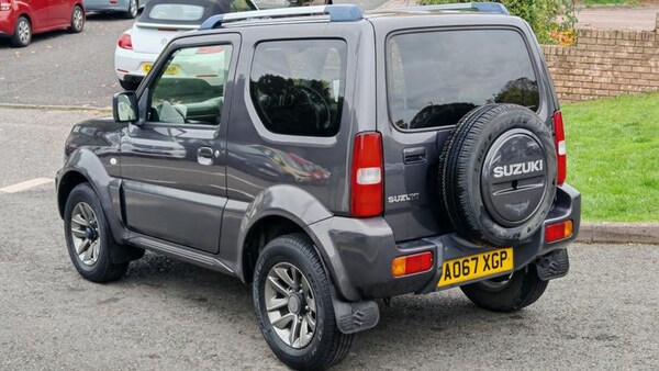 Used Suzuki Jimny 2017 for sale - 76302825: Photo 5
