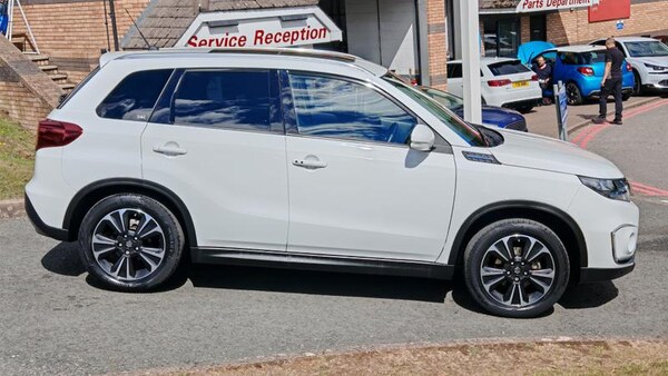 Used Suzuki Vitara 2023 for sale - 75730833: Photo 2