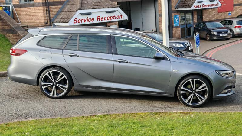 Used Vauxhall Insignia 2019 for sale - 77989147: Photo 2