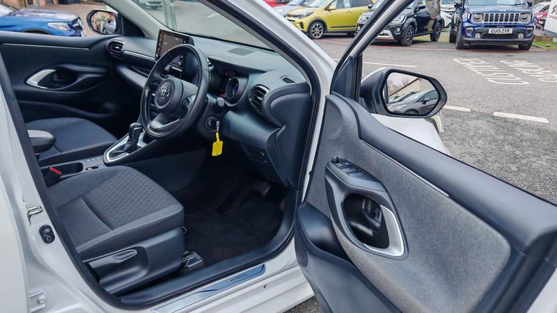 Used Toyota Yaris 2021 for sale - 77493451: Photo 12