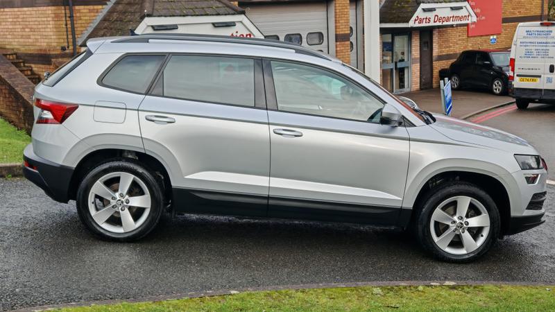 Used Skoda Karoq 2020 for sale - 77339877: Photo 2