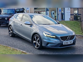 Used Volvo V40 2016 for sale - 78232513: Photo