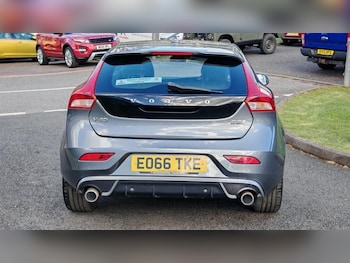 Used Volvo V40 2016 for sale - 78232513: Photo