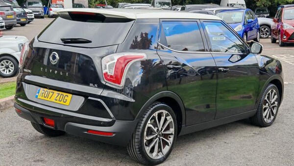 Used Ssangyong Tivoli 2017 for sale - 76241154: Photo 2