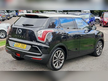Used Ssangyong Tivoli 2017 for sale - 76241154: Photo 2