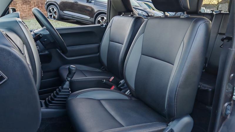 Used Suzuki Jimny 2015 for sale - 76653537: Photo 15