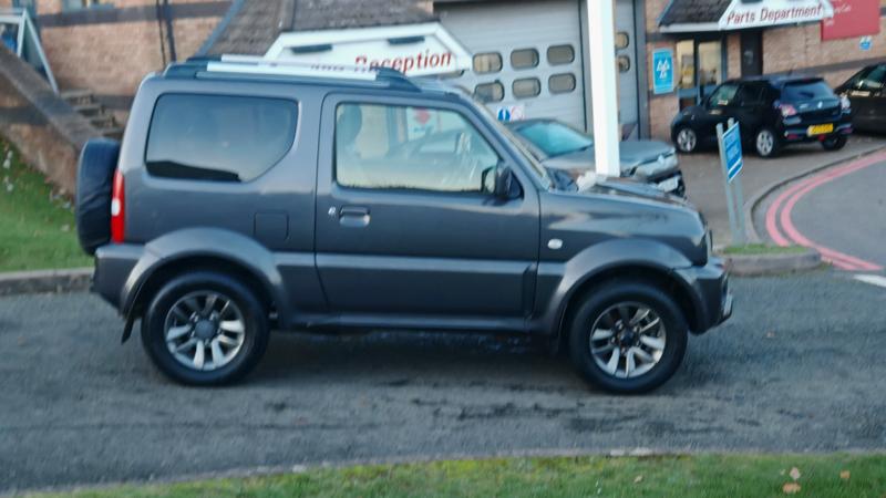 Used Suzuki Jimny 2015 for sale - 76653537: Photo 2