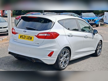 Used Ford Fiesta 2021 for sale - 79367230: Photo