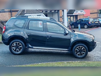 Used Dacia Duster 2017 for sale - 77354406: Photo