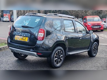 Used Dacia Duster 2017 for sale - 77354406: Photo