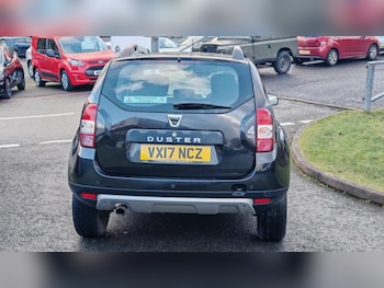 Used Dacia Duster 2017 for sale - 77354406: Photo