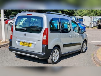 Used Peugeot Partner Tepee 2011 for sale - 79146701: Photo