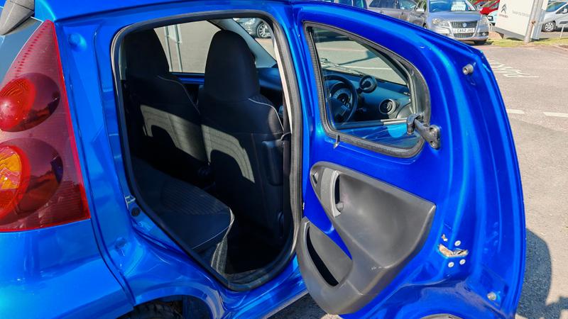 Used Peugeot 107 2013 for sale - 77161144: Photo 14