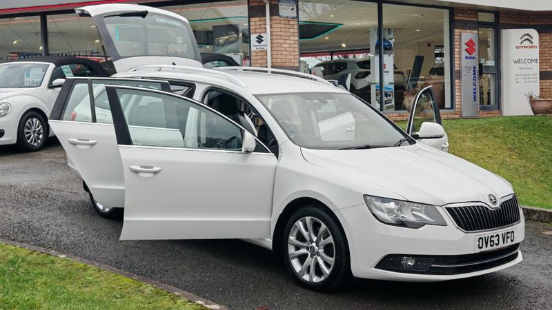 Used Skoda Superb 2014 for sale - 76908796: Photo 12