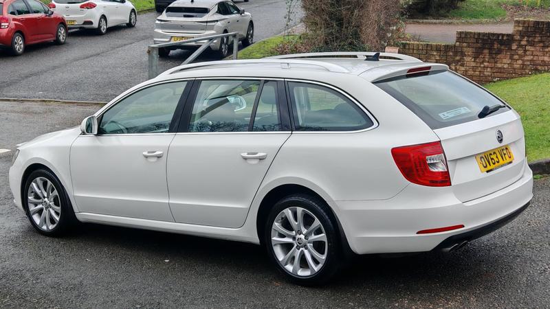 Used Skoda Superb 2014 for sale - 76908796: Photo 3