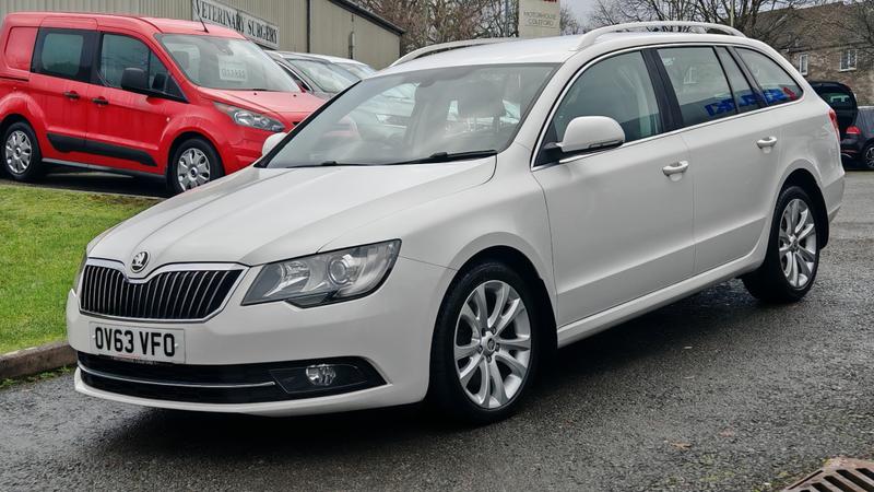 Used Skoda Superb 2014 for sale - 76908796: Photo 4