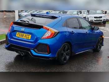 Used Honda Civic 2018 for sale - 76580817: Photo