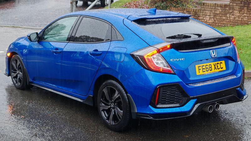 Used Honda Civic 2018 for sale - 76580817: Photo 3