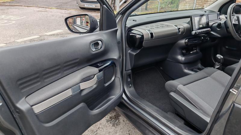 Vehicle 21