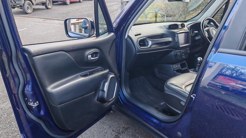 Used Jeep Renegade 2019 for sale - 77186985: Photo 24