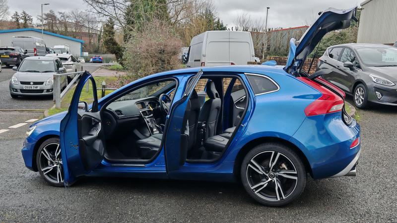 Used Volvo V40 2019 for sale - 77532775: Photo 12