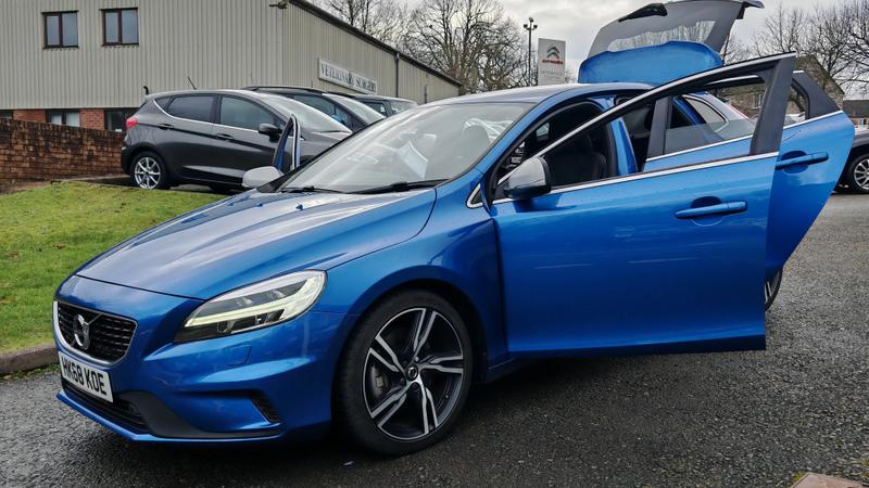 Used Volvo V40 2019 for sale - 77532775: Photo 14