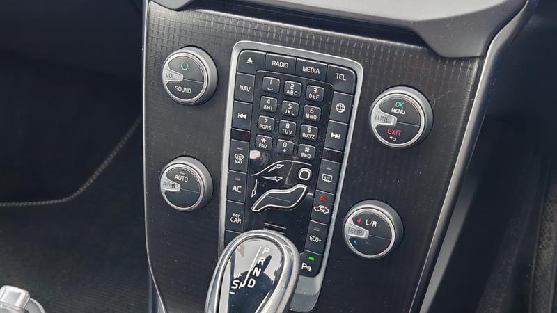 Used Volvo V40 2019 for sale - 77532775: Photo 25