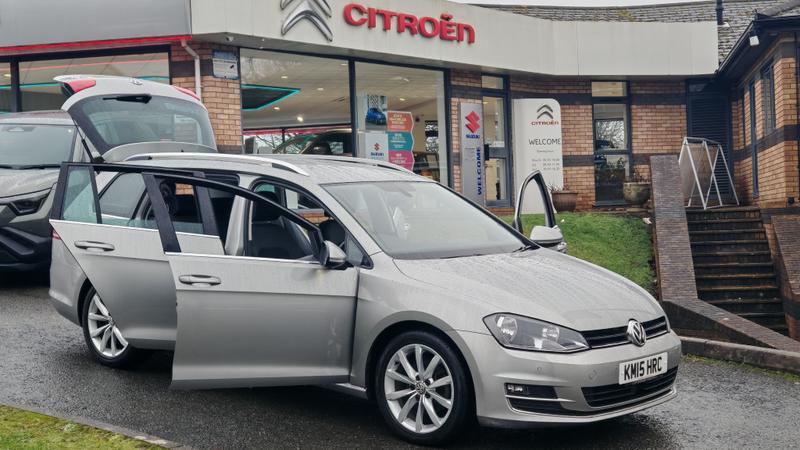 Used Volkswagen Golf 2015 for sale - 77286287: Photo 2