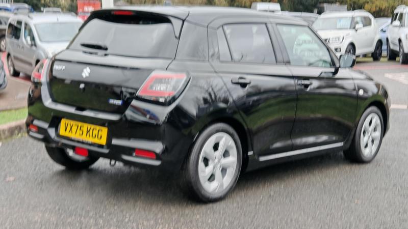 Used Suzuki Swift 2025 for sale - 76684862: Photo 2