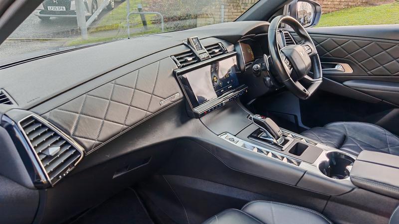 Used DS Automobiles DS 7 Crossback 2019 for sale - 76835739: Photo 22