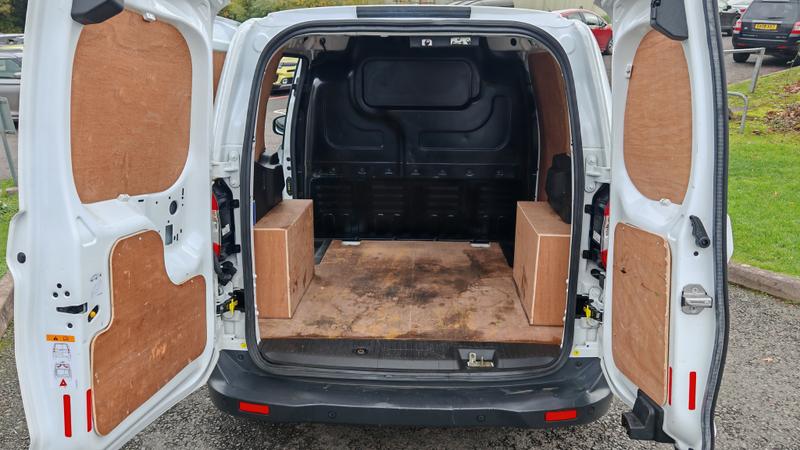 Used Ford Transit Courier 2020 for sale - 76508146: Photo 17