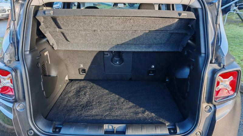 Used Jeep Renegade 2020 for sale - 76797135: Photo 16