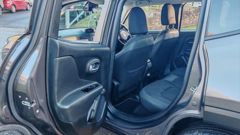 Used Jeep Renegade 2020 for sale - 76797135: Photo 19