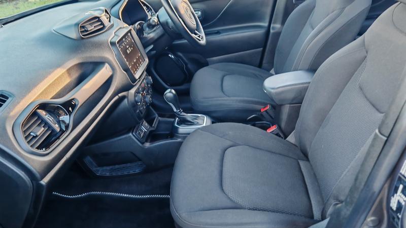 Used Jeep Renegade 2020 for sale - 76797135: Photo 21