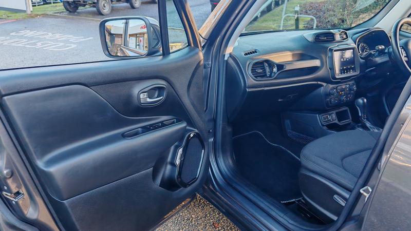 Used Jeep Renegade 2020 for sale - 76797135: Photo 23